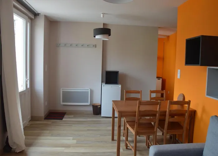 Maison Iputxainia 3* Ascarat